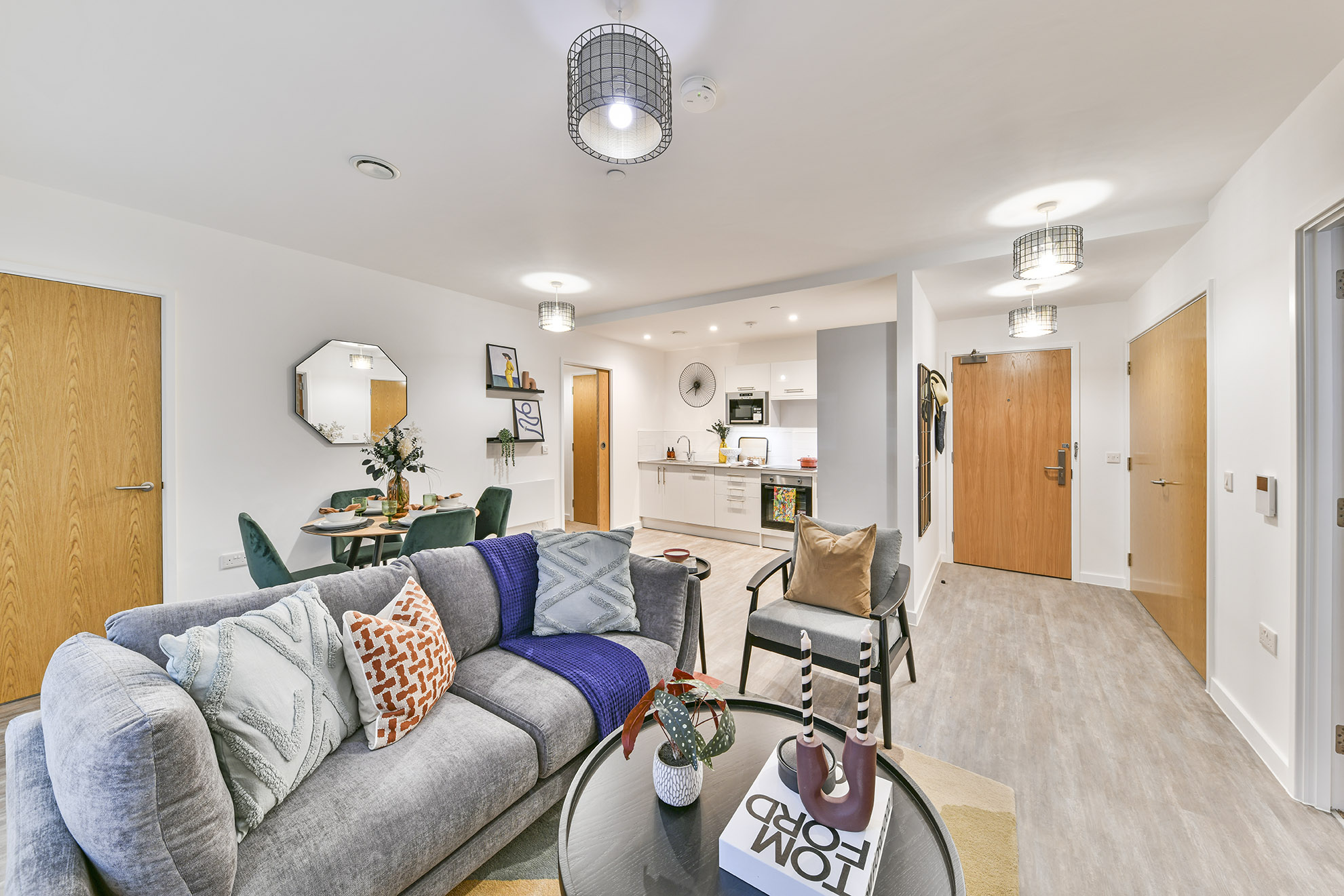 Apartments and houses to Rent by Touchstone Resi in The Blockhouse, Brighton, BN1, living area