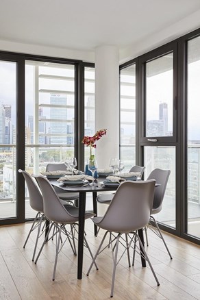 Apartments to Rent by Savills at The Highline, Tower Hamlets, E14, dining