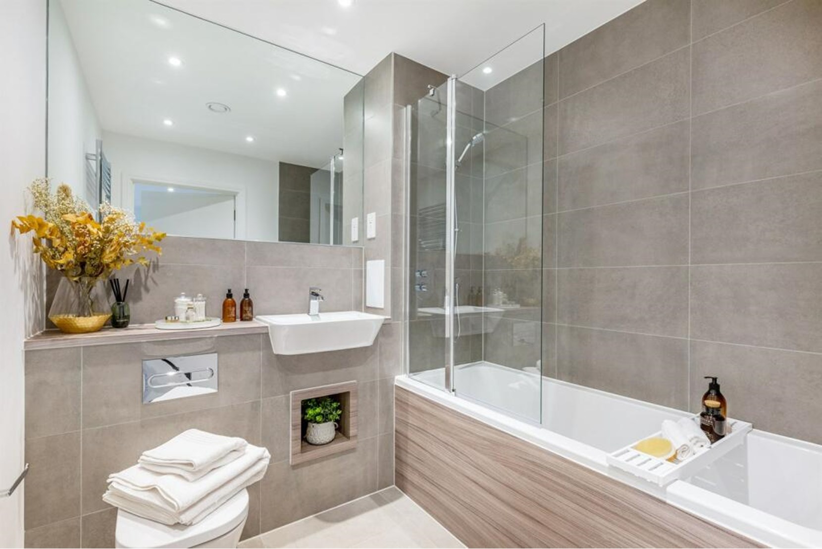 Apartments to Rent by Simple Life London in Fresh Wharf, Barking, IG11, The Kingfisher bathroom