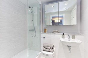 Apartment Dandara Living Aston Place Birmingham Queensway Bathroom 2