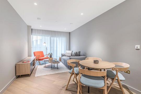 Apartments to Rent by Greenwich Peninsula at Upper Riverside, Greenwich, SE10, living dining area