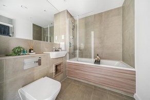 Apartments to Rent by Simple Life London in Ark Soane, Ealing, W3, The Sapphire bathroom