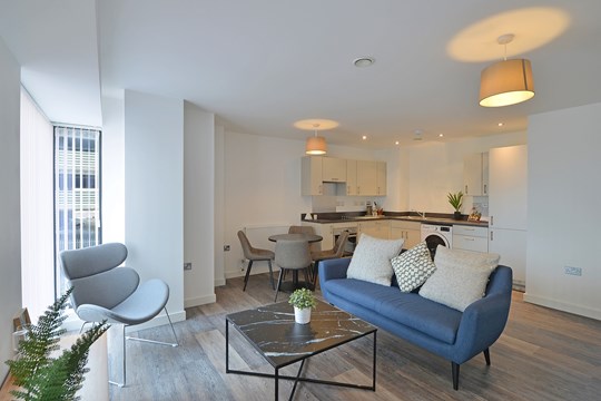 Apartments to Rent by Touchstone Resi in The Forum, Birmingham, B5, kitchen dining living area