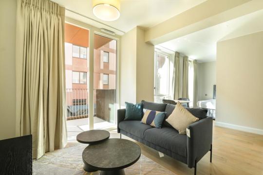 Houses and Apartments to Rent by JLL at Sugar House Island, Newham, E15, living area