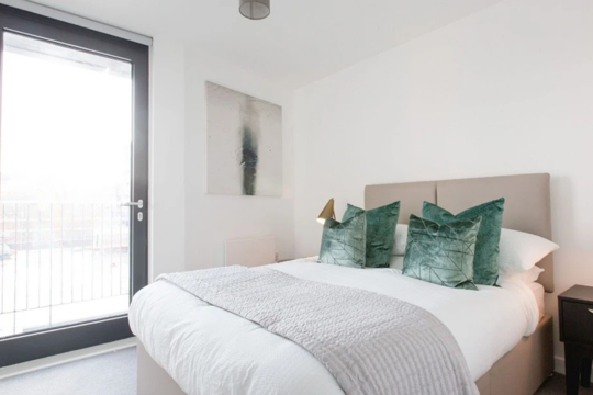 Apartment-Allsop-Vox-Manchester-interior-bedroom