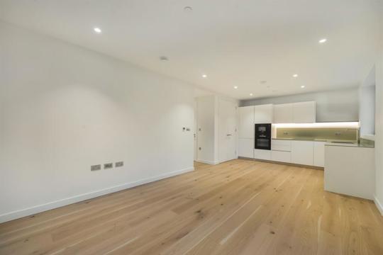 Apartments to Rent by Greenwich Peninsula at Peninsula Gardens, Greenwich, SE10, living kitchen dining area