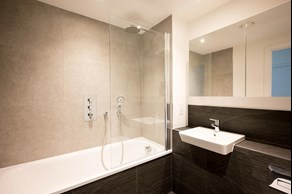 Apartment Way Of Live Riverstone Heights Tower Hamlets London Bathroom 1