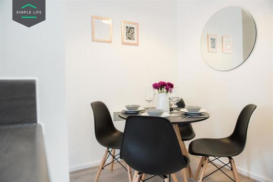Apartments by Simple Life to Rent, The Rowan, 2 bedroom apartment, dining area
