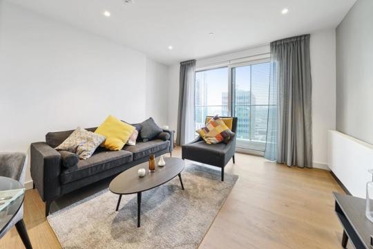 1301 Raglan House