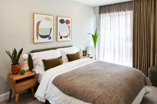 Apartment-Allsop-The-Lark-Nine-Elms-Wandsworth-London-interior-bedroom