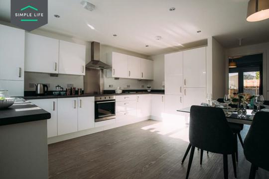 Houses by Simple Life to Rent, The Hazel, 3 bedroom house, kitchen dining area