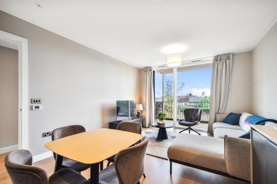 Houses and Apartments to Rent by JLL at Sugar House Island, Newham, E15, living dining area