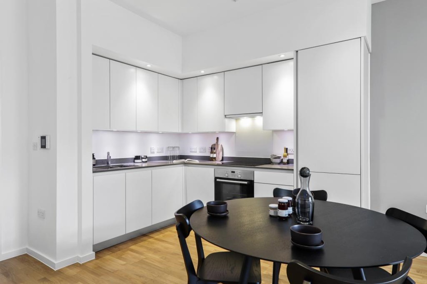 Apartment Get Living East Village London Stratford Kitchen Dining Area 2