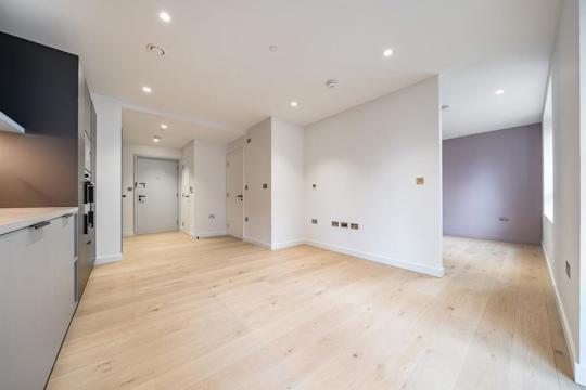 Apartments to Rent by Greenwich Peninsula at Peninsula Gardens, Greenwich, SE10, living kitchen dining area