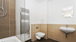 Iona Tower Bathroom.jpg