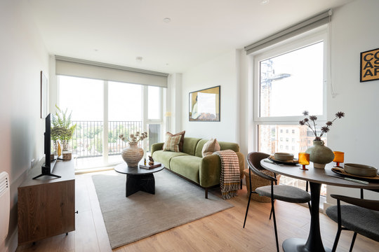 Apartments to Rent by Berkeley Living at Refinery Square, Slough, Berkshire, SL1, living dining area