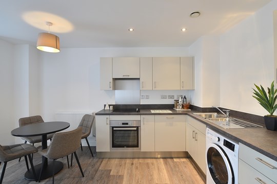 Apartments to Rent by Touchstone Resi in The Forum, Birmingham, B5, kitchen dining area