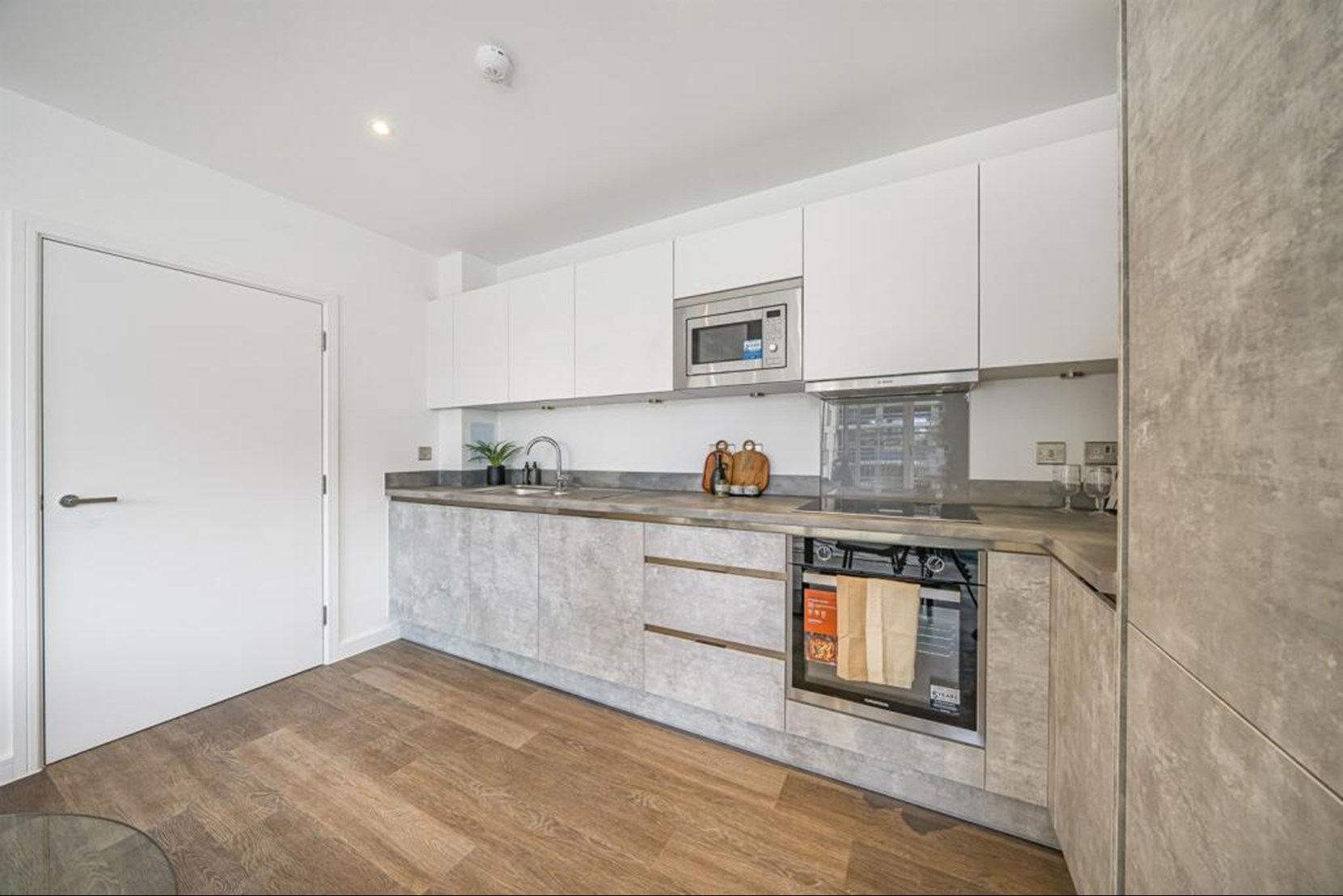 Apartments to Rent by Simple Life London in Beam Park, Havering, RM13, The Corrida kitchen