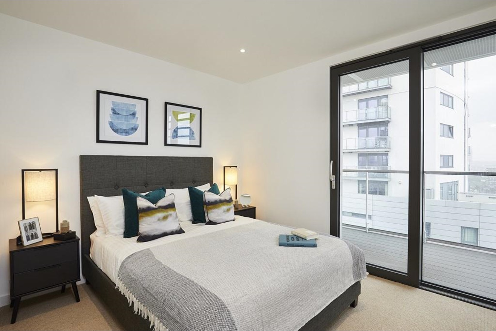 Apartments to Rent by Savills at The Highline, Tower Hamlets, E14, bedroom