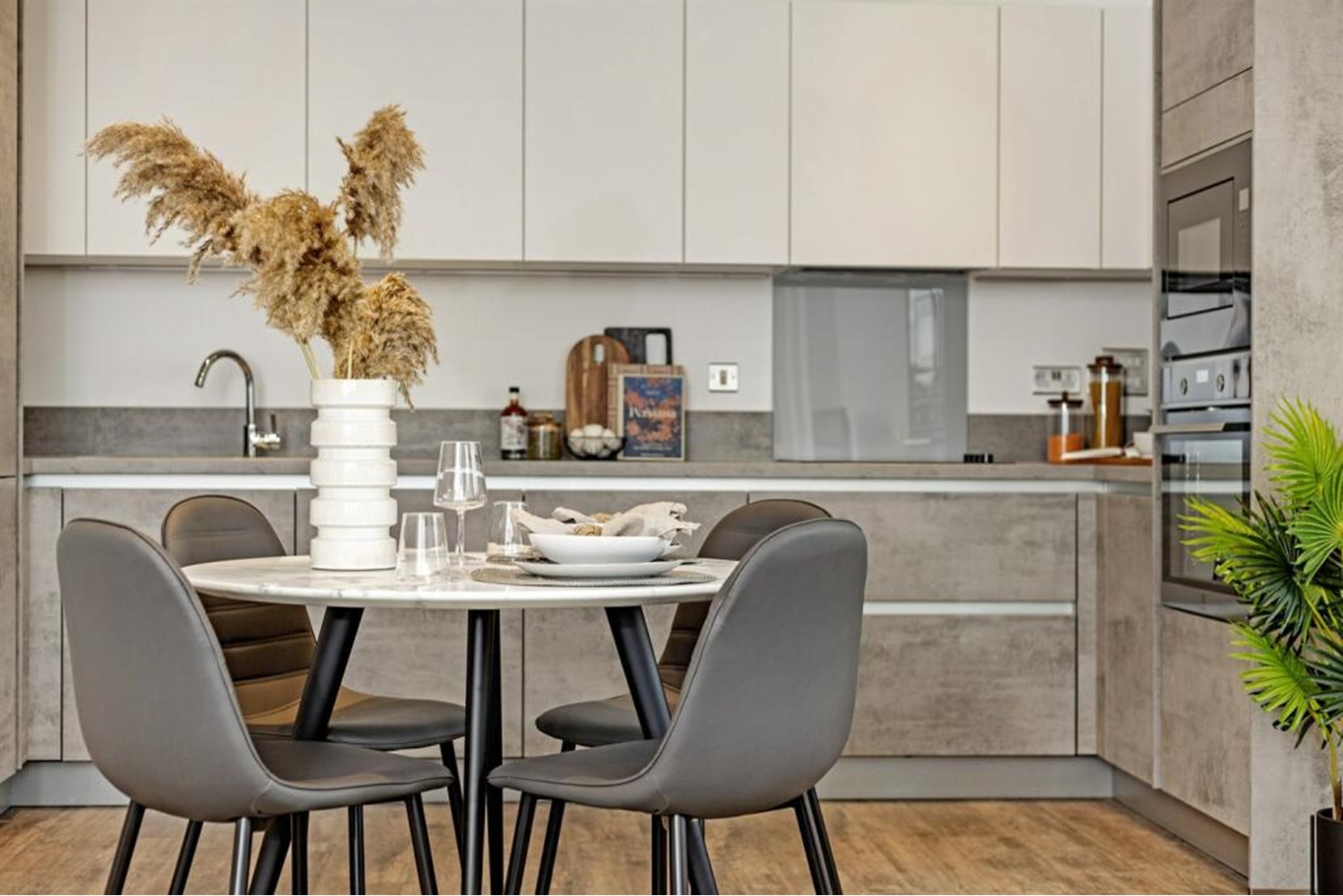 Apartments to Rent by Simple Life London in Fresh Wharf, Barking, IG11, The Moorhen kitchen dining area