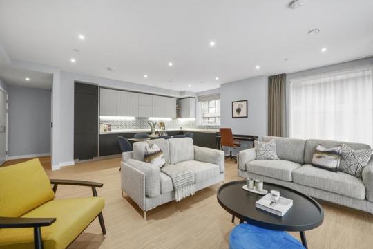 05E Skylark Point