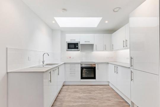 Apartments and houses to Rent by Touchstone Resi in The Blockhouse, Brighton, BN1, kitchen