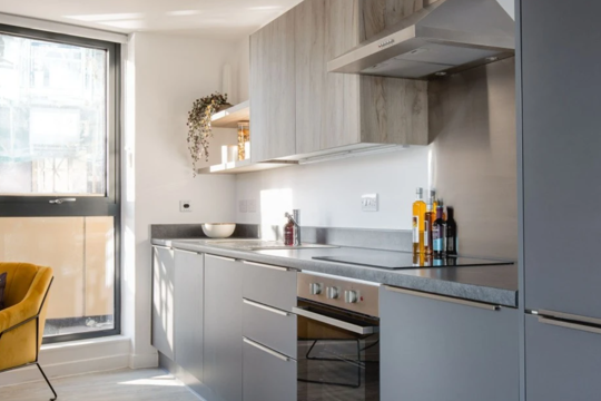 Apartment-Allsop-Vox-Manchester-interior-kitchen-dining-area