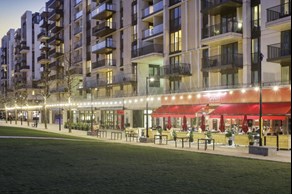Apartment Get Living East Village London Stratford Exterior Restaurants 1
