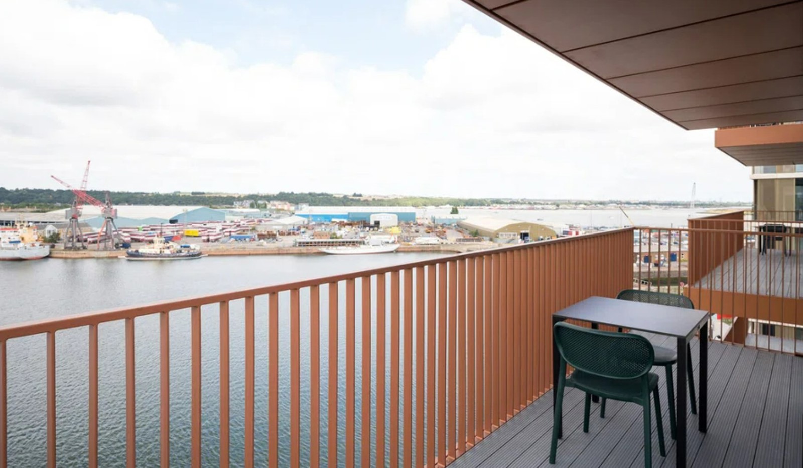 New 3 bedroom Apartment to rent in Gillingham, Kent Ref50039