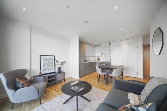 64 Vesta House