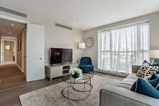 Apartments to Rent by Residential Land in Circus Apartments, Canary Wharf, Greater London, E14, living area