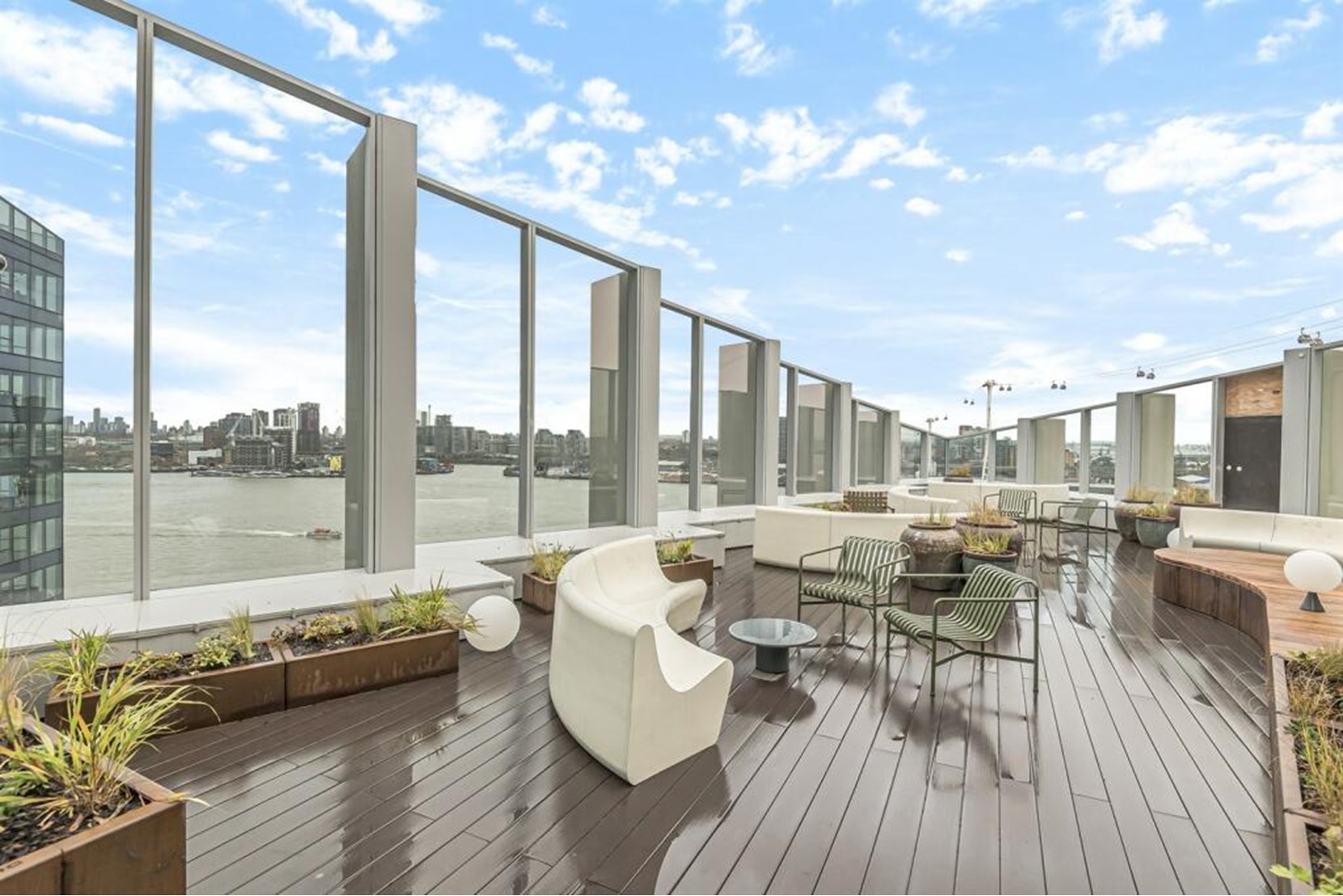 Apartments to Rent by Greenwich Peninsula at Upper Riverside, Greenwich, SE10, private roof terrace