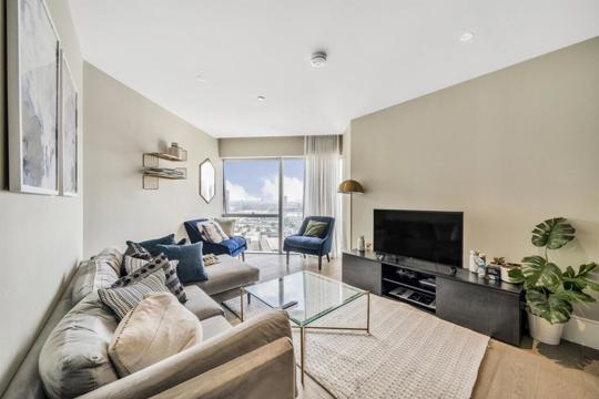 Apartments to Rent by Greenwich Peninsula at Upper Riverside, Greenwich, SE10, living area