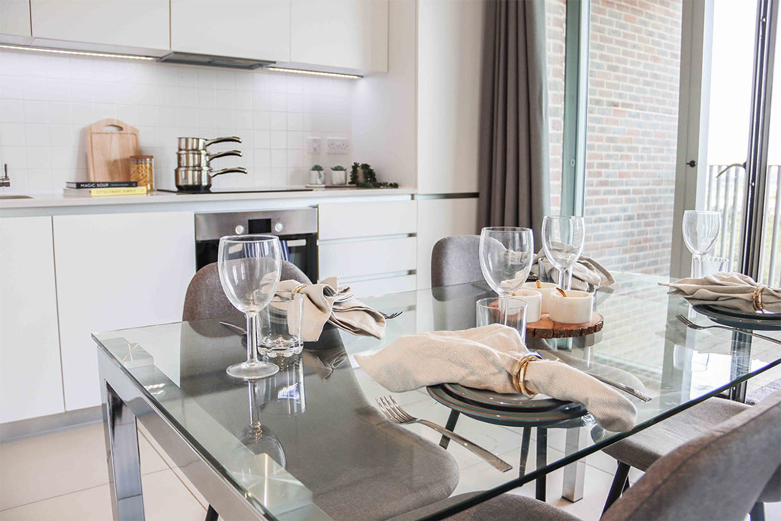 New 2 bedroom Apartment to rent in Ealing, Greater London Ref39801