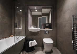 Apartments and houses to Rent by Heimstanden at Soho Wharf, Birmingham, B18, bathroom