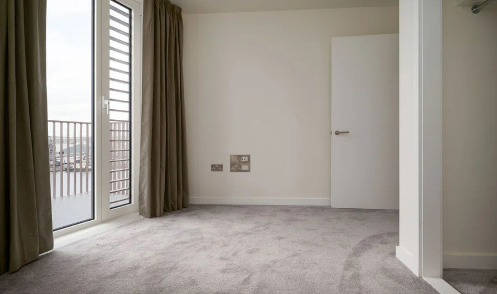 New 2 bedroom Apartment to rent in Gillingham, Kent Ref64783