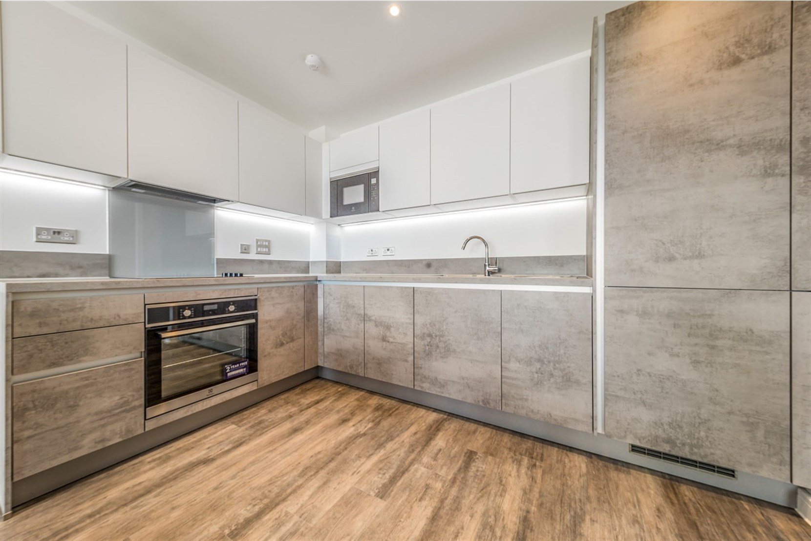 Apartments to Rent by Simple Life London in Fresh Wharf, Barking, IG11, The Coot kitchen