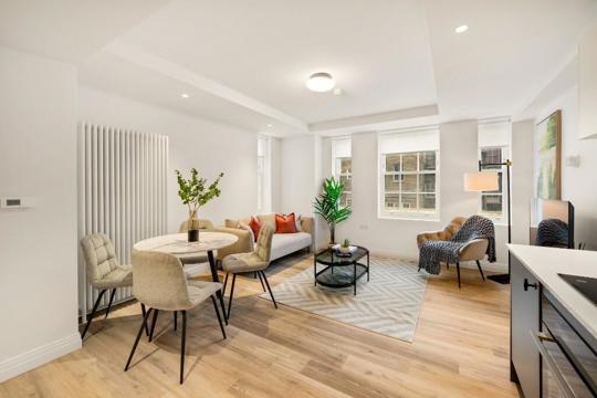 Apartments to Rent by Dolphin Square in Dolphin Square, Pimlico, City of Westminster, Greater London, SW1, living kitchen dining area