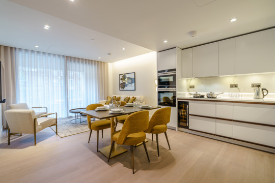 Apartments to Rent by Residential Land in Garrett Mansions, West End Gate, Paddington, Greater London, W2, kitchen dining area