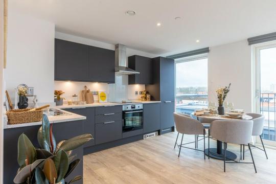 Apartments to Rent by ila at Hairpin House, Birmingham, B12, kitchen dining area